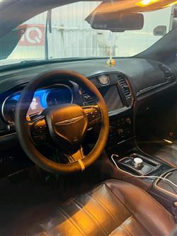 كرايسلر 300